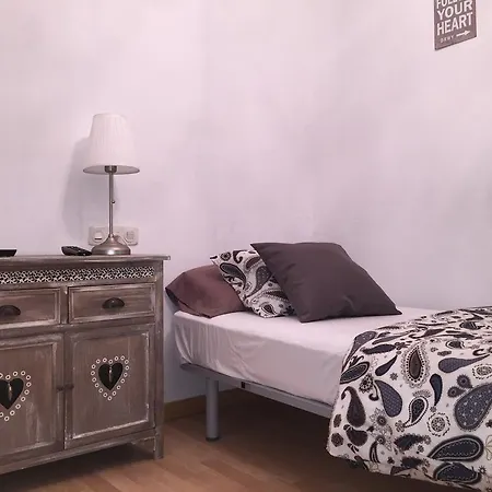 Chaplin Guest house Barcelona